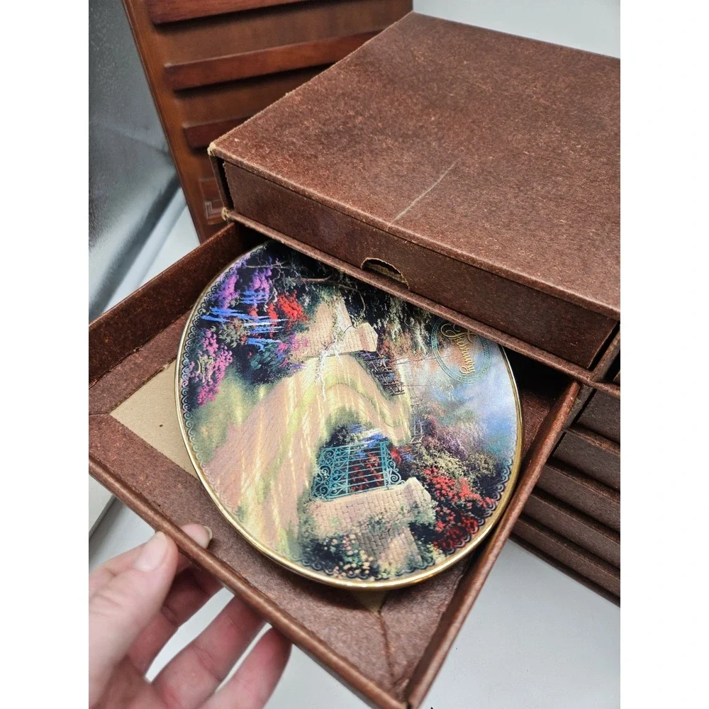 Thomas Kinkade Complete Perpetual‎ Wooden Calendar Set With Tiles&Monthly Plates